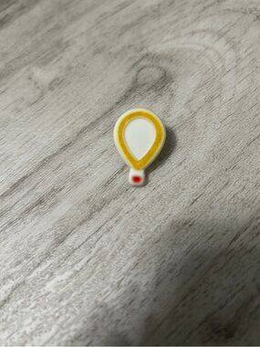 Yellow and White Balloon Childrends Miracle Hospital Pin